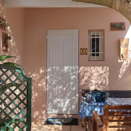 Mas De La Garrigue 13 Holiday home